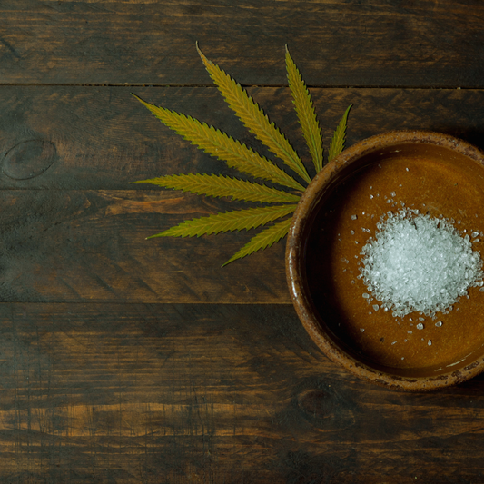 cristais - de - CBD - canhamo - canabis - weedzone